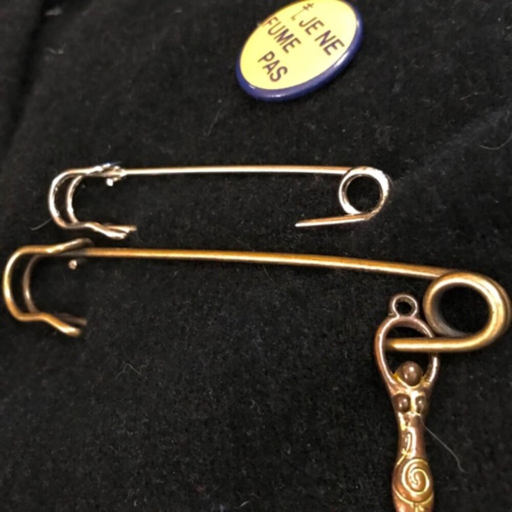 Kilt pin safety pins brooch blanket pins vintage keychain